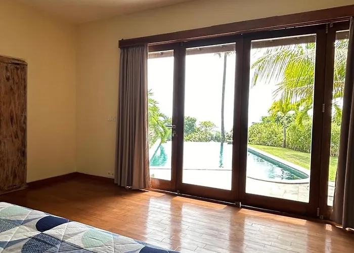 Ponjok Batu Lodge *