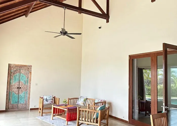 Lodge Ponjok Batu *